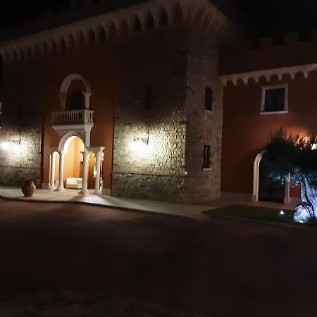 Hotel Castello Torre In Pietra Montefusco 外观 照片